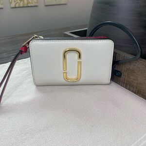 💯 authentic Marc Jacobs long wallet